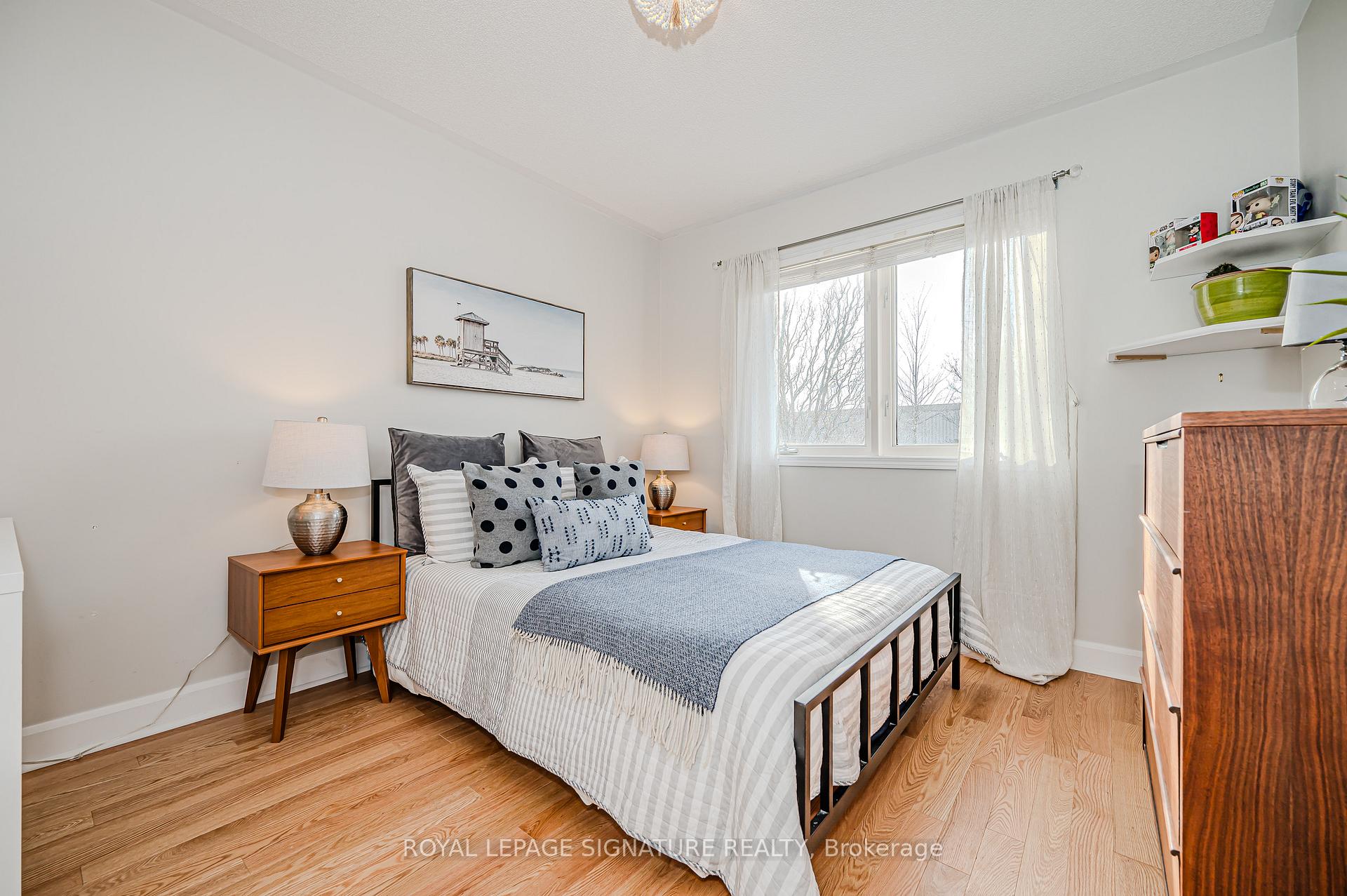 Photo 18 of 5136 Oakley Drive, Burlington, Orchard — HOMEH