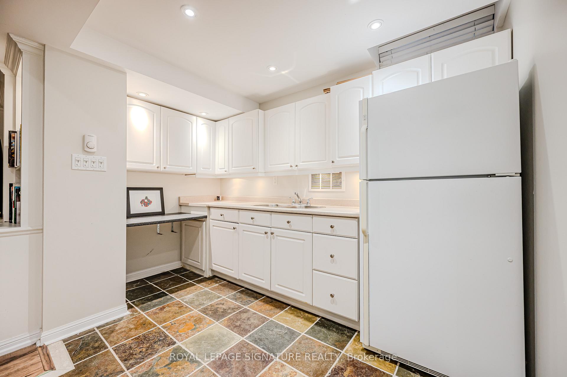 Photo 31 of 5136 Oakley Drive, Burlington, Orchard — HOMEH