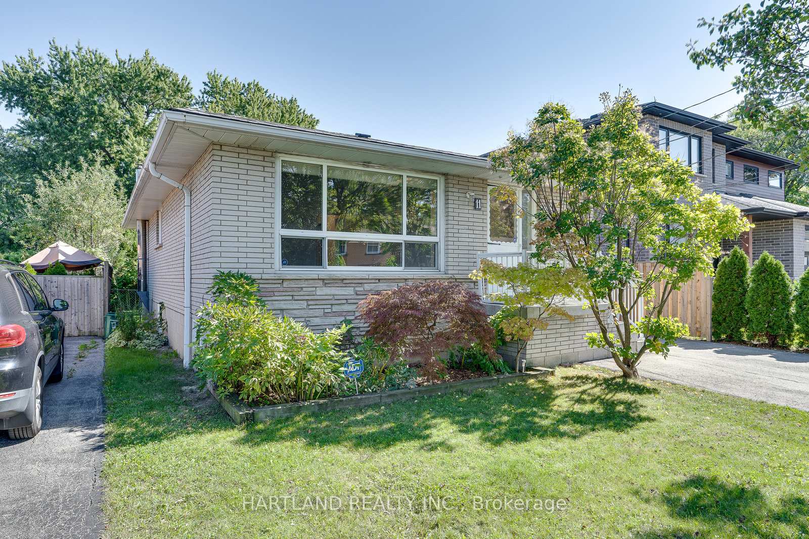 Photo 1 of 11 Maitland Avenue, Hamilton, Greeningdon — HOMEH