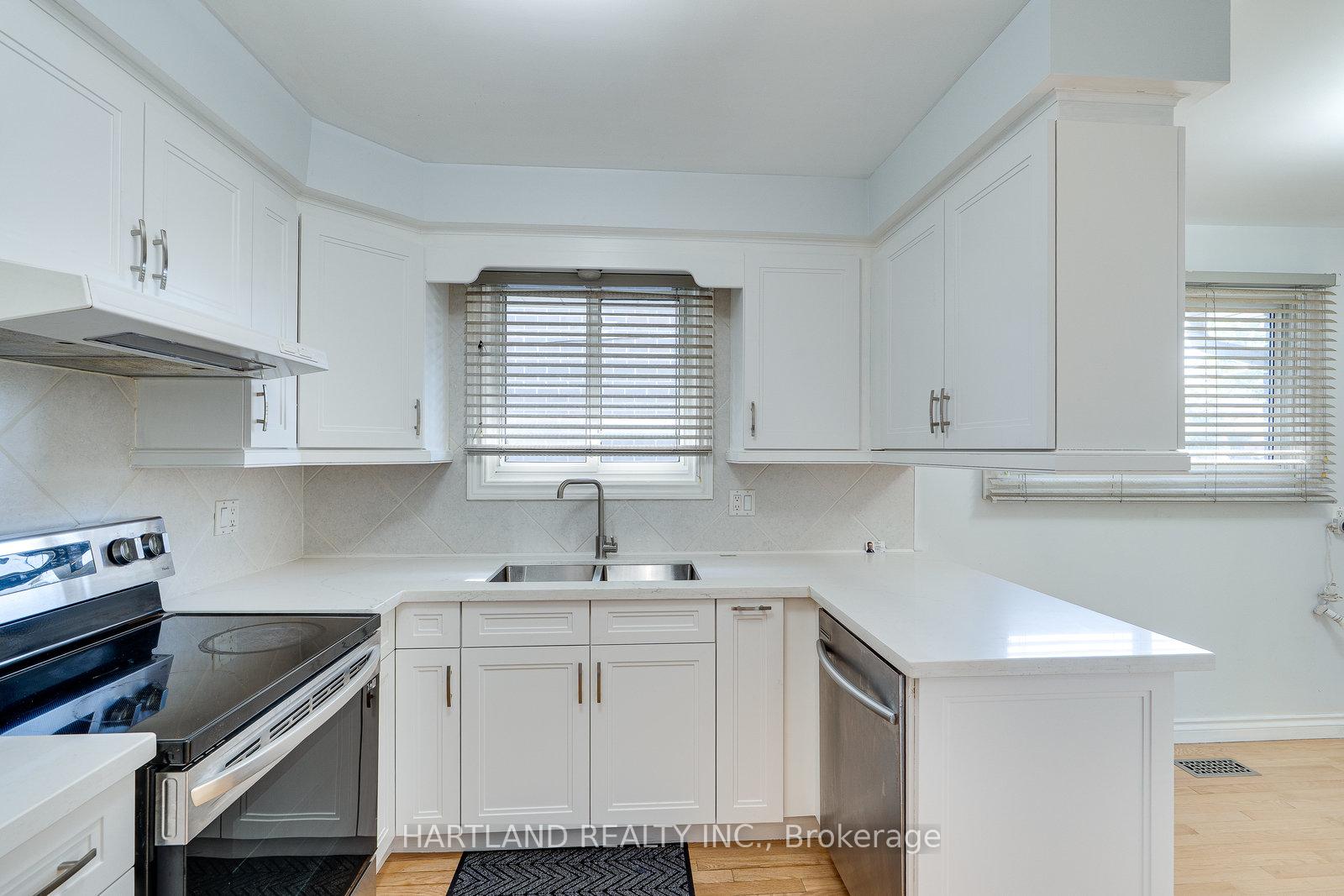 Photo 6 of 11 Maitland Avenue, Hamilton, Greeningdon — HOMEH