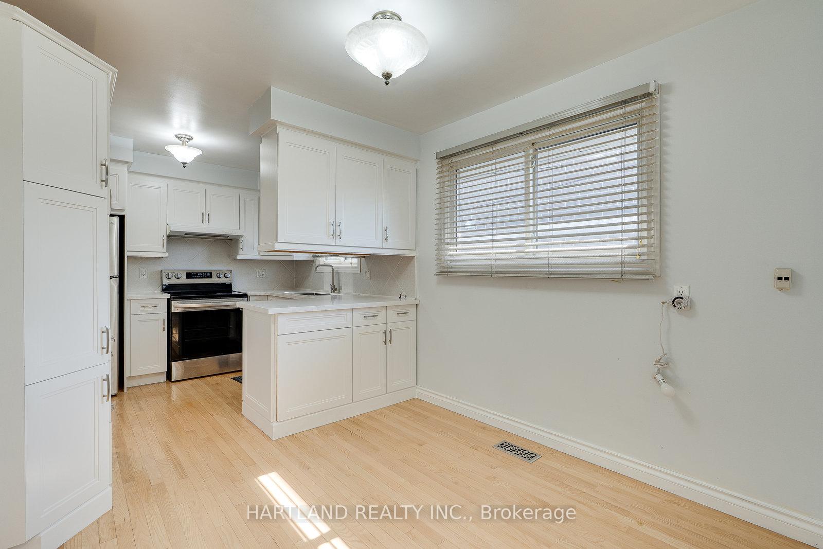 Photo 7 of 11 Maitland Avenue, Hamilton, Greeningdon — HOMEH