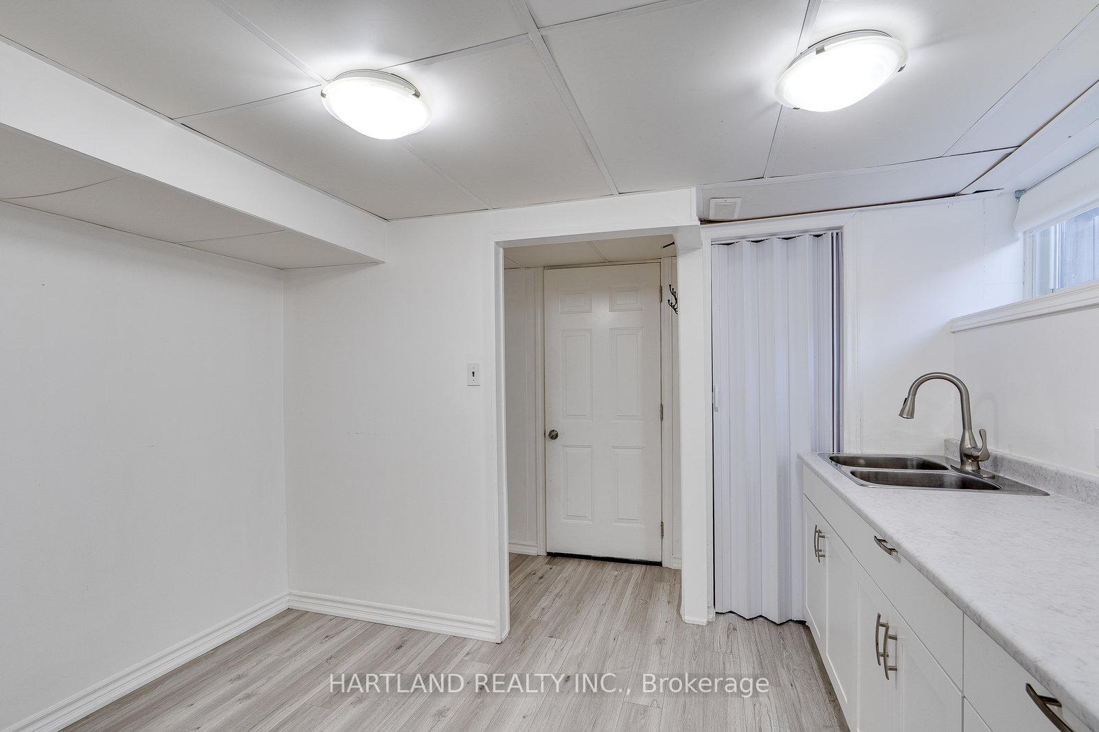 Photo 20 of 11 Maitland Avenue, Hamilton, Greeningdon — HOMEH