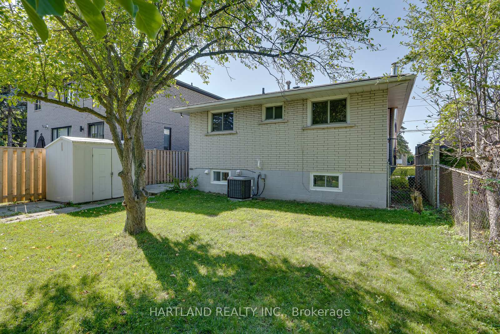 Photo 25 of 11 Maitland Avenue, Hamilton, Greeningdon — HOMEH