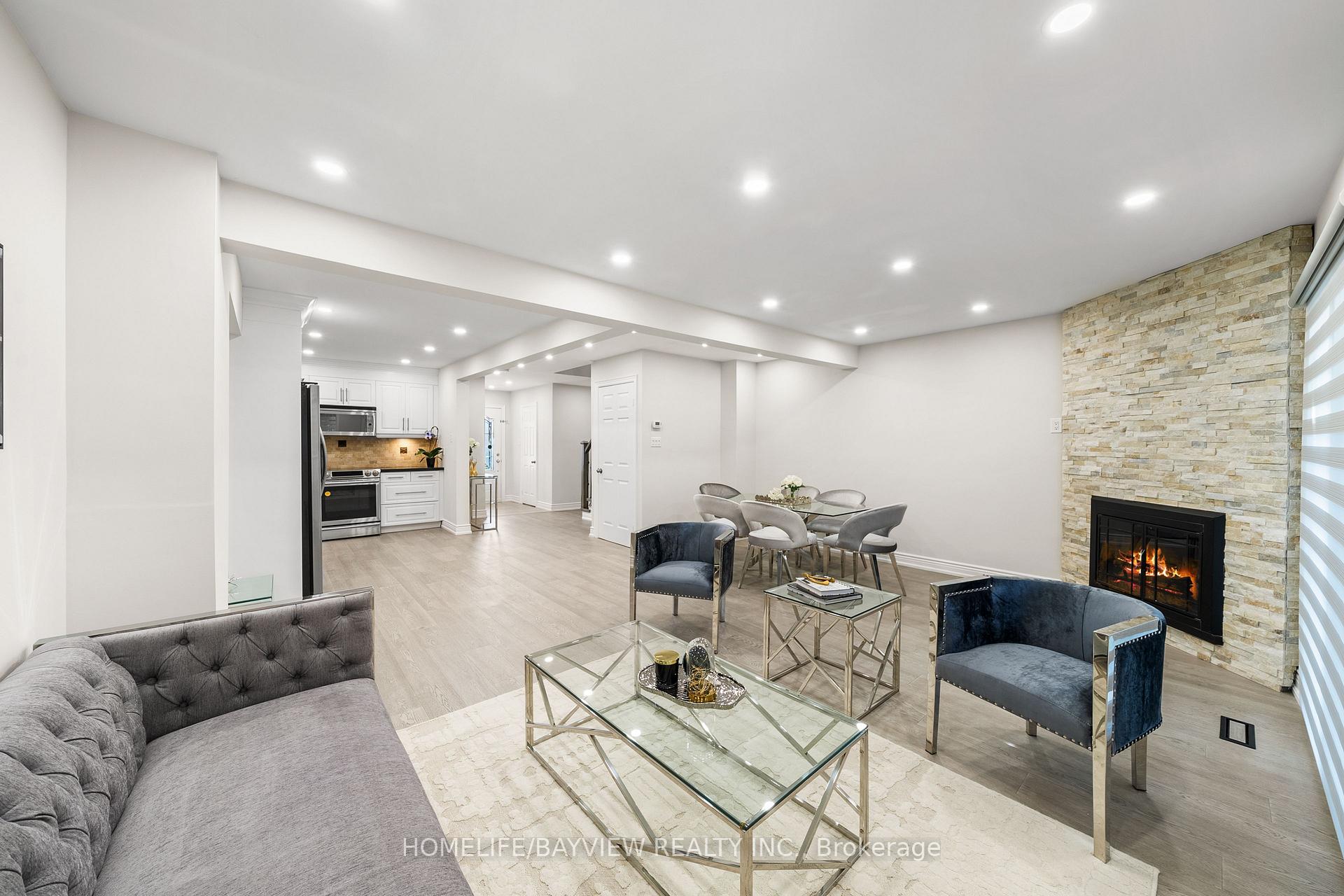 Photo 8 of 80 Jaimie Road, Vaughan, Brownridge — HOMEH