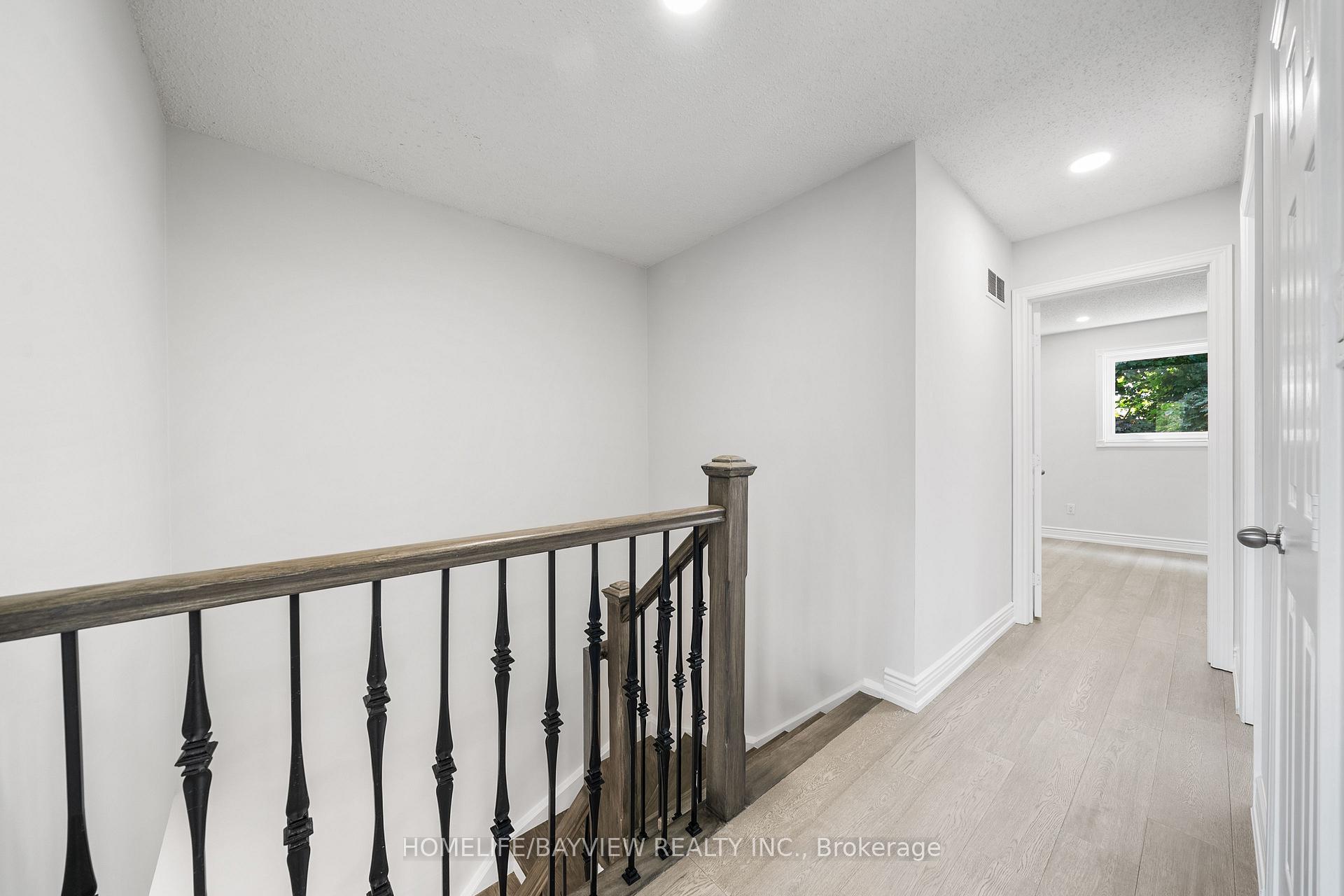 Photo 19 of 80 Jaimie Road, Vaughan, Brownridge — HOMEH