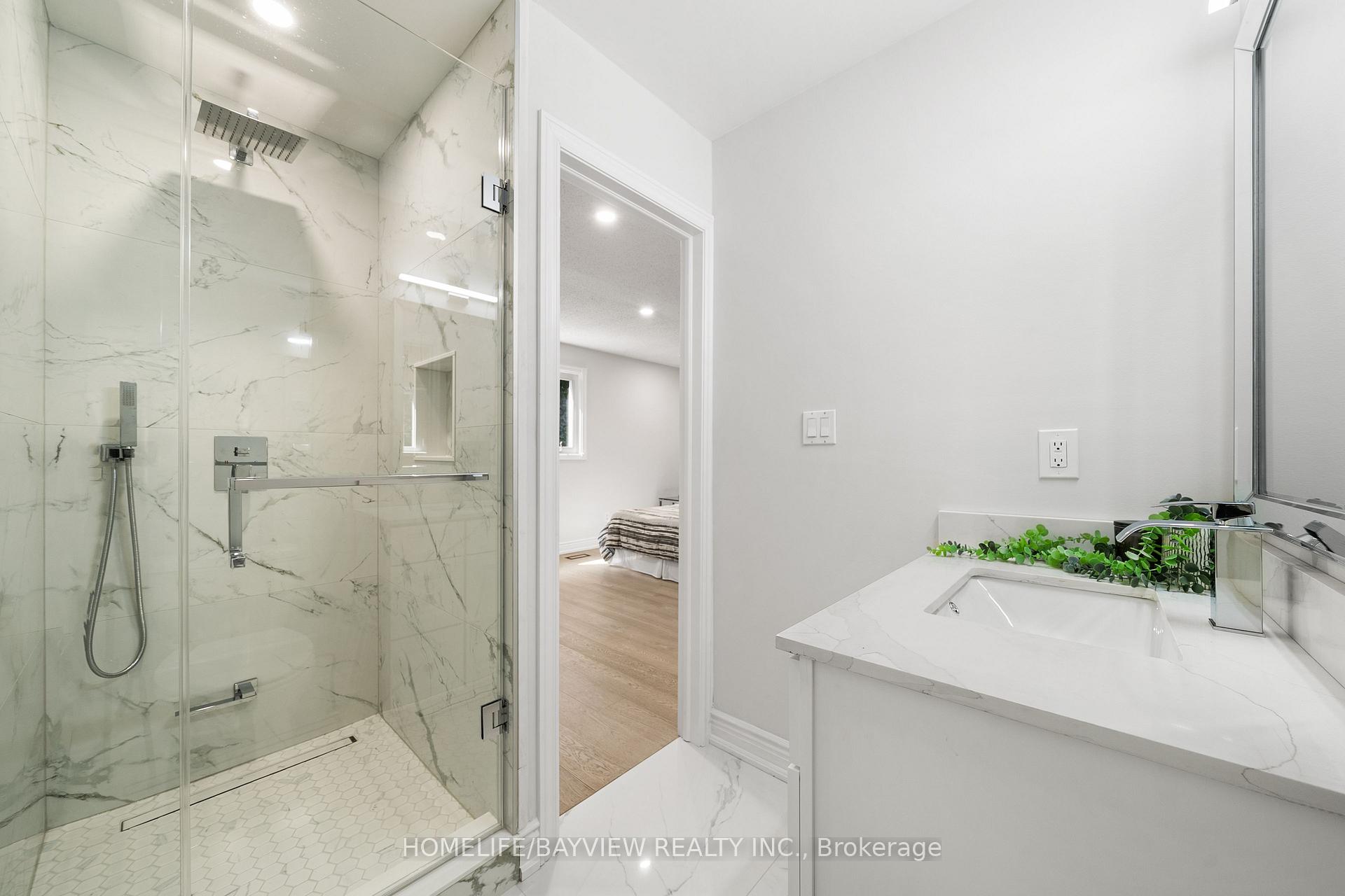 Photo 23 of 80 Jaimie Road, Vaughan, Brownridge — HOMEH