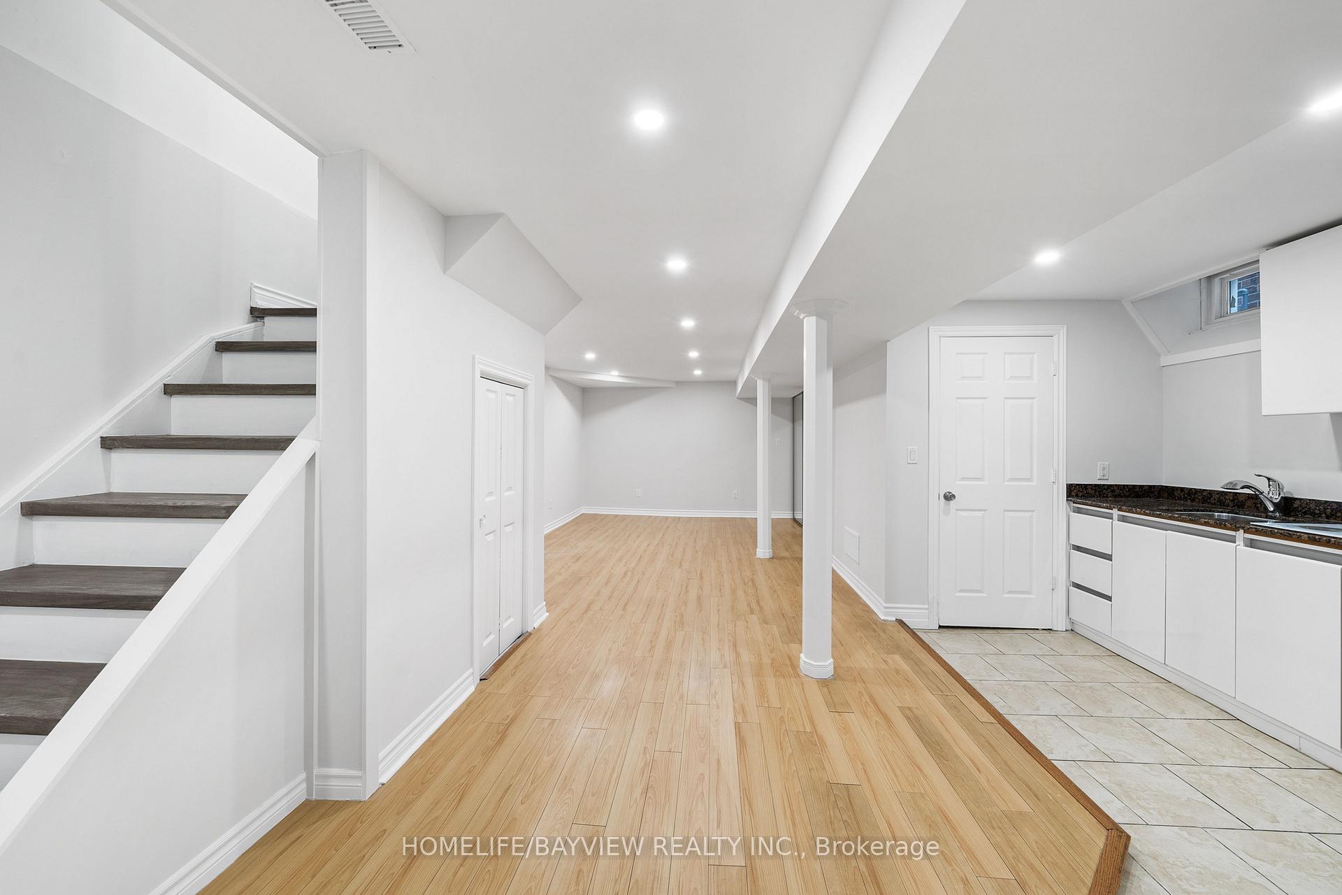Photo 32 of 80 Jaimie Road, Vaughan, Brownridge — HOMEH