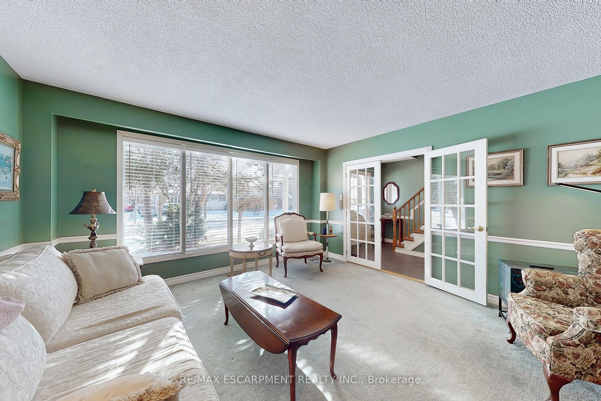 Photo 6 of 3059 Centennial Drive, Burlington, Palmer — HOMEH