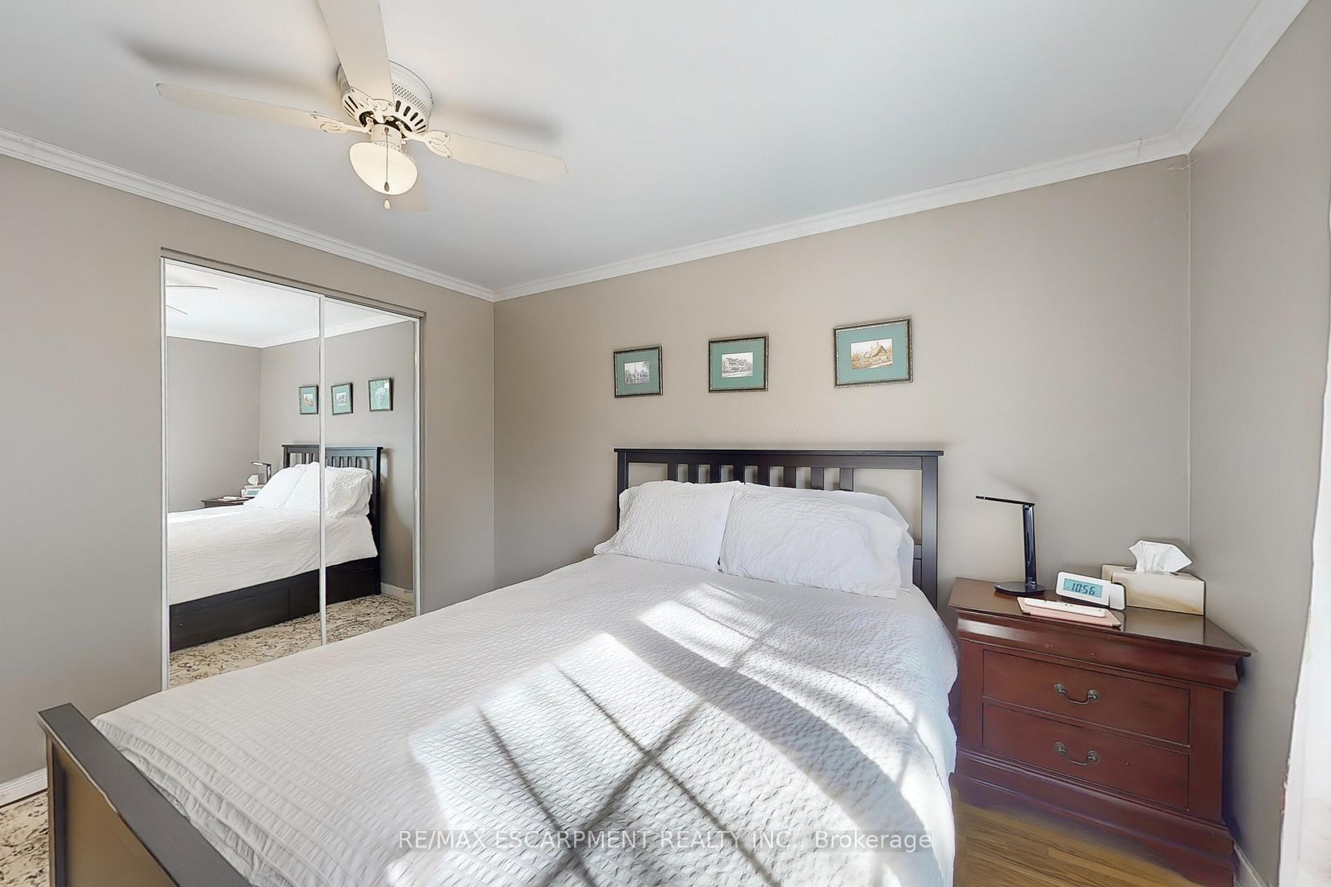 Photo 20 of 3059 Centennial Drive, Burlington, Palmer — HOMEH