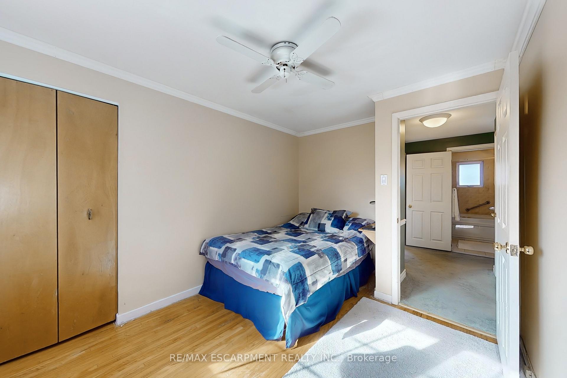 Photo 23 of 3059 Centennial Drive, Burlington, Palmer — HOMEH