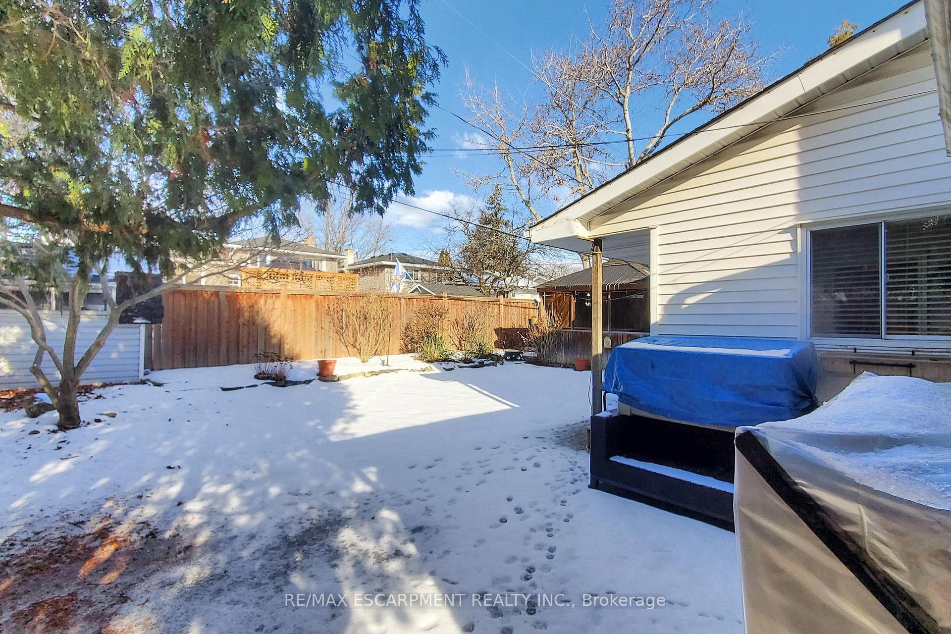 Photo 33 of 3059 Centennial Drive, Burlington, Palmer — HOMEH