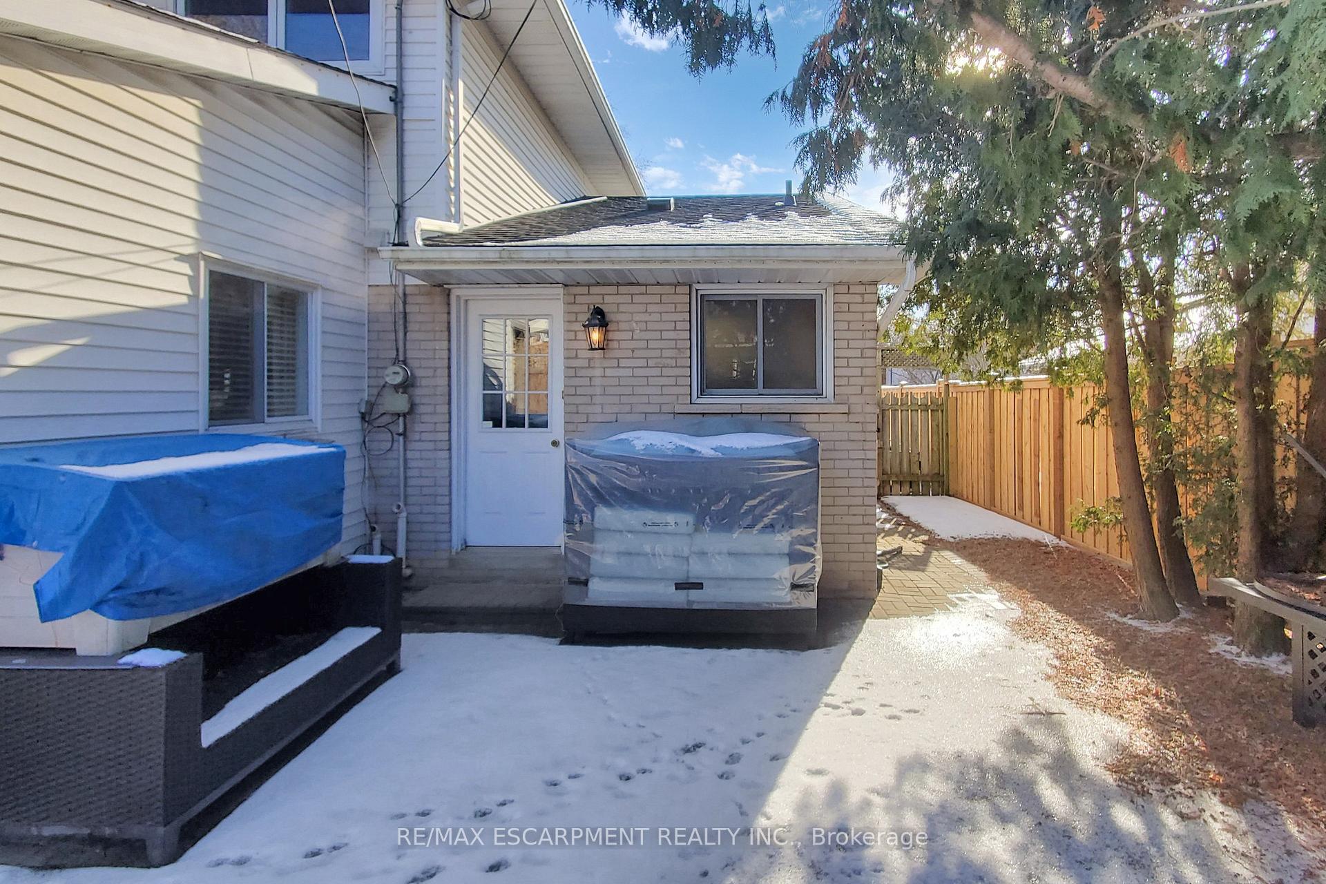 Photo 34 of 3059 Centennial Drive, Burlington, Palmer — HOMEH
