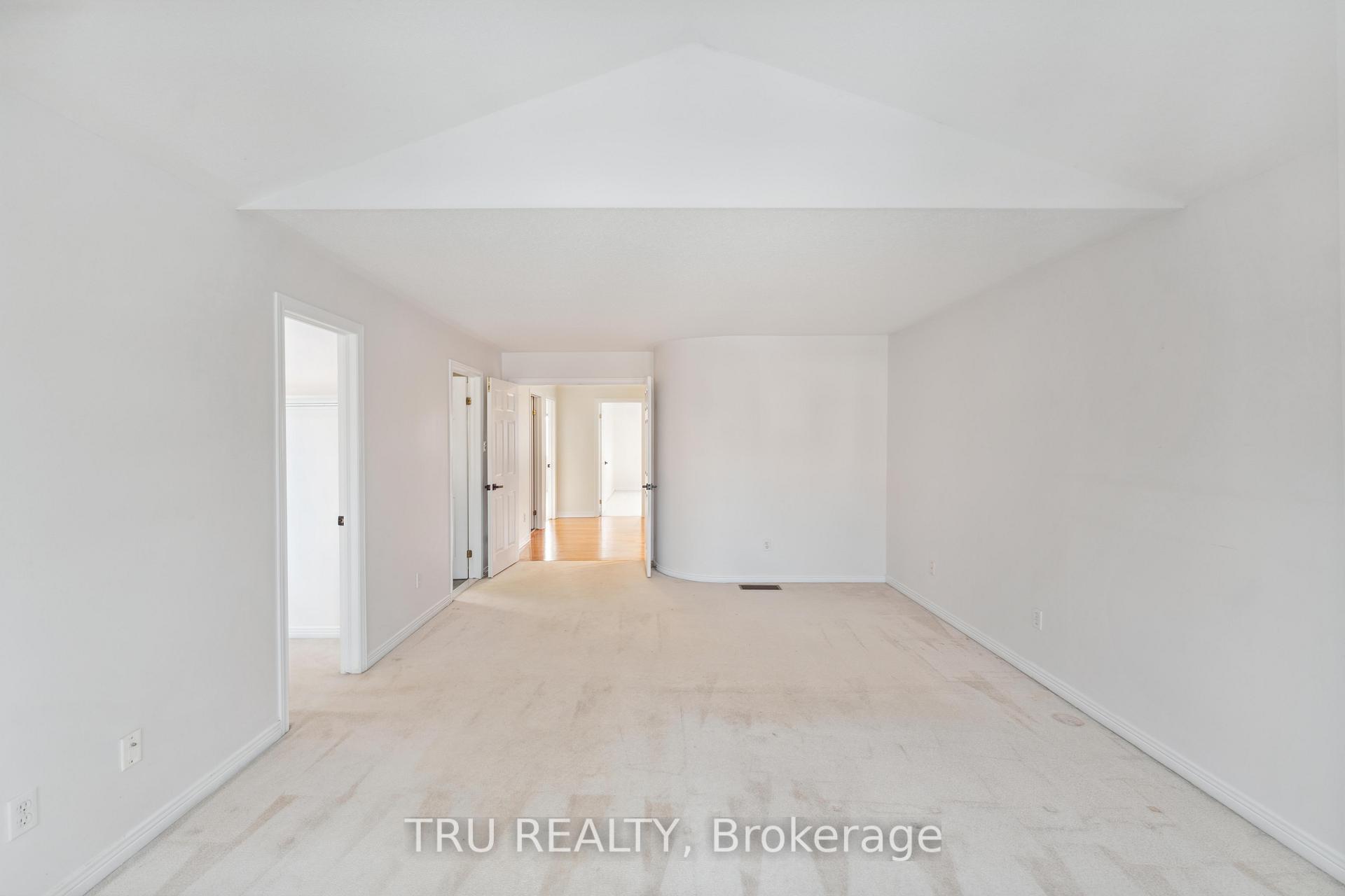 Photo 15 of 18 Sutcliffe Terrace, Ottawa, Barrhaven - Longfields — HOMEH
