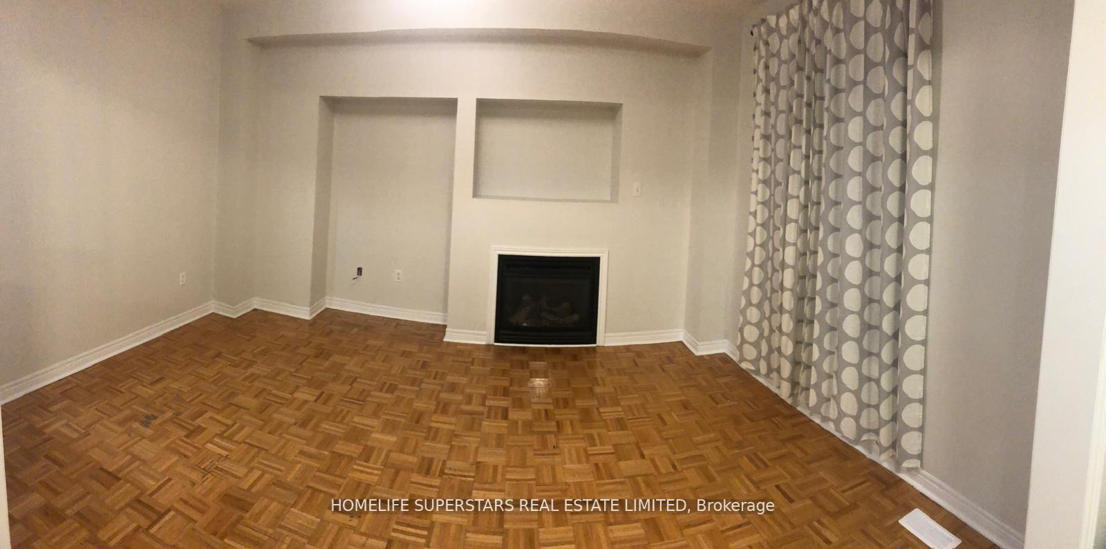 Photo 3 of 8 Nomad Crescent, Brampton, Bram West — HOMEH