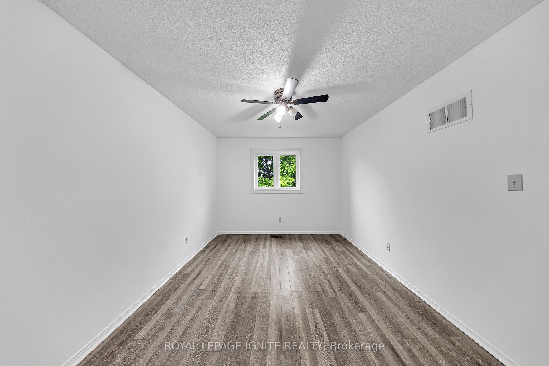 Photo 19 of 21 Toba Crescent, Brampton, Heart Lake East — HOMEH