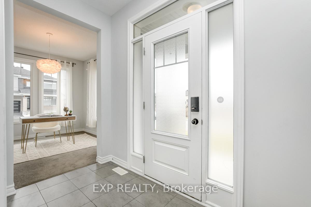 Photo 3 of 301 Proxima Terrace, Ottawa, Barrhaven - Half Moon Bay — HOMEH