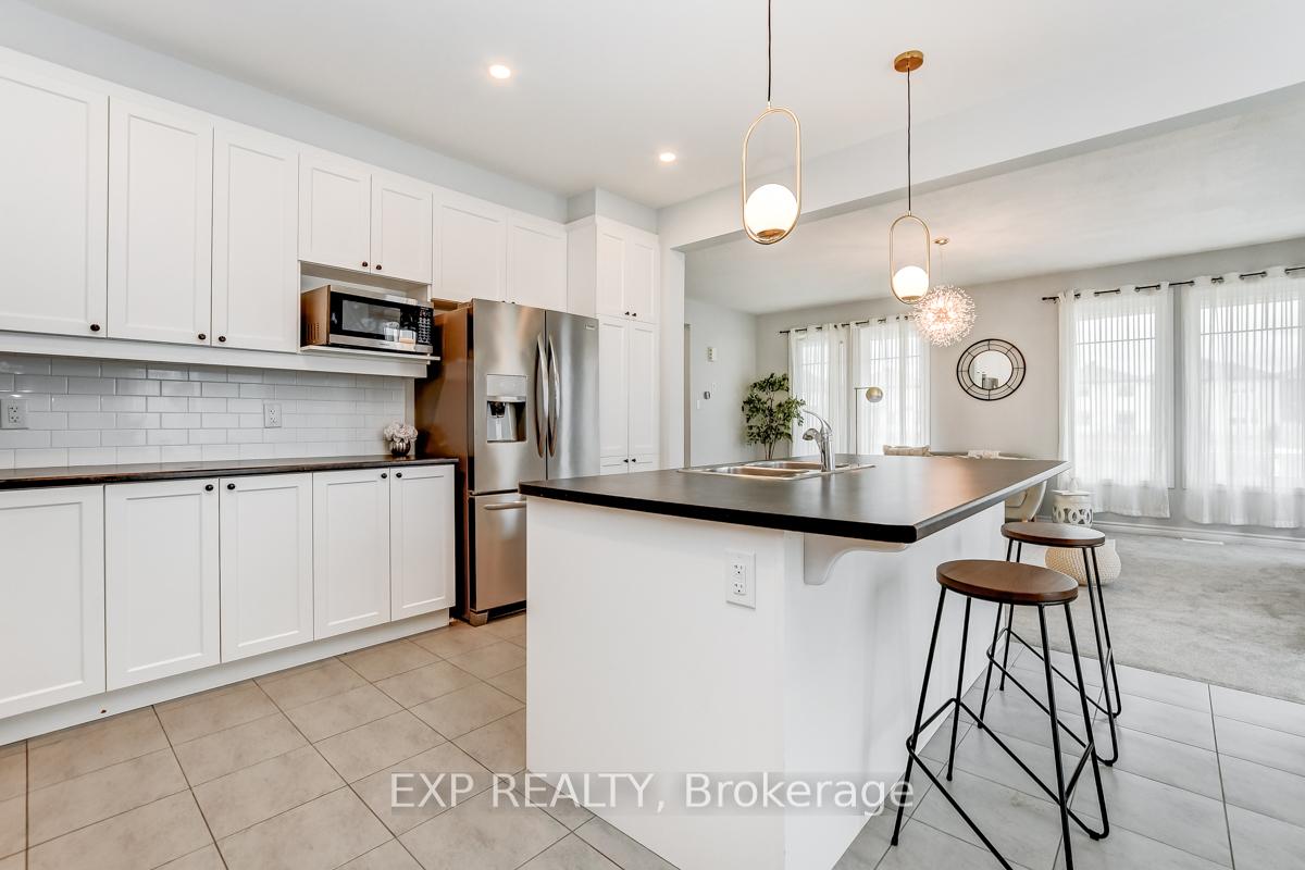 Photo 13 of 301 Proxima Terrace, Ottawa, Barrhaven - Half Moon Bay — HOMEH