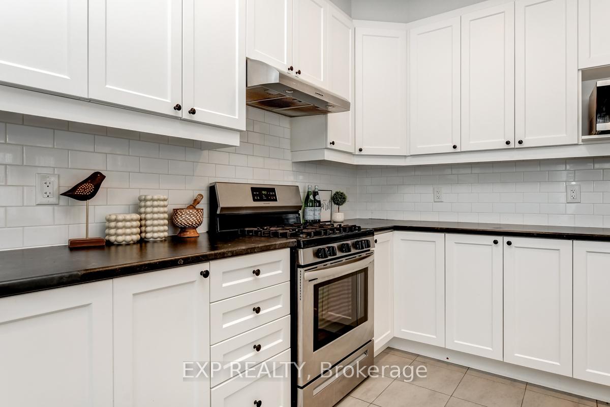 Photo 14 of 301 Proxima Terrace, Ottawa, Barrhaven - Half Moon Bay — HOMEH