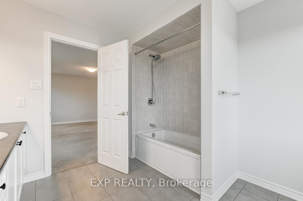 Photo 23 of 301 Proxima Terrace, Ottawa, Barrhaven - Half Moon Bay — HOMEH