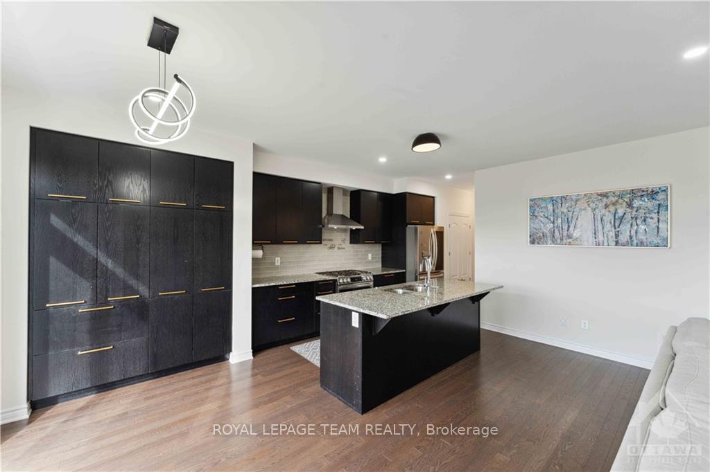 Photo 10 of 19 Tolchaco Court, Ottawa, Barrhaven - Half Moon Bay — HOMEH