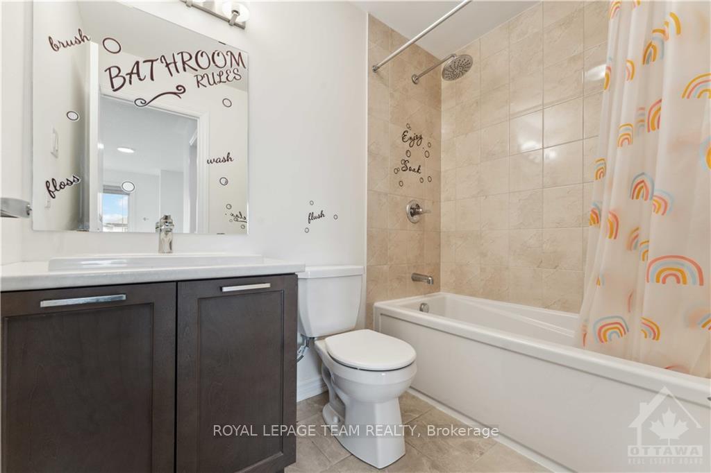Photo 21 of 19 Tolchaco Court, Ottawa, Barrhaven - Half Moon Bay — HOMEH