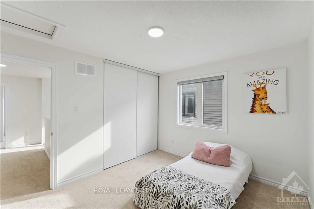 Photo 23 of 19 Tolchaco Court, Ottawa, Barrhaven - Half Moon Bay — HOMEH