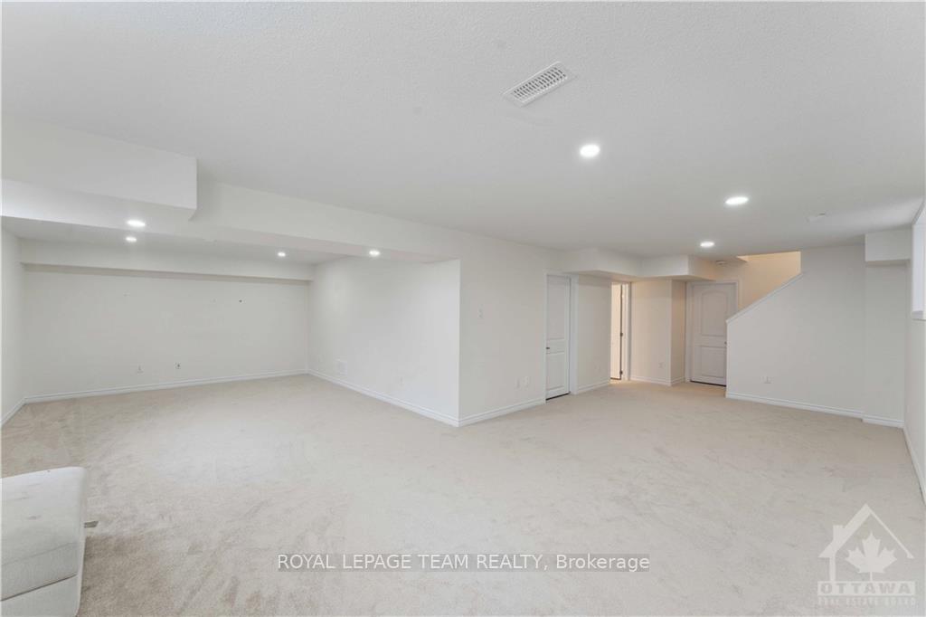 Photo 27 of 19 Tolchaco Court, Ottawa, Barrhaven - Half Moon Bay — HOMEH