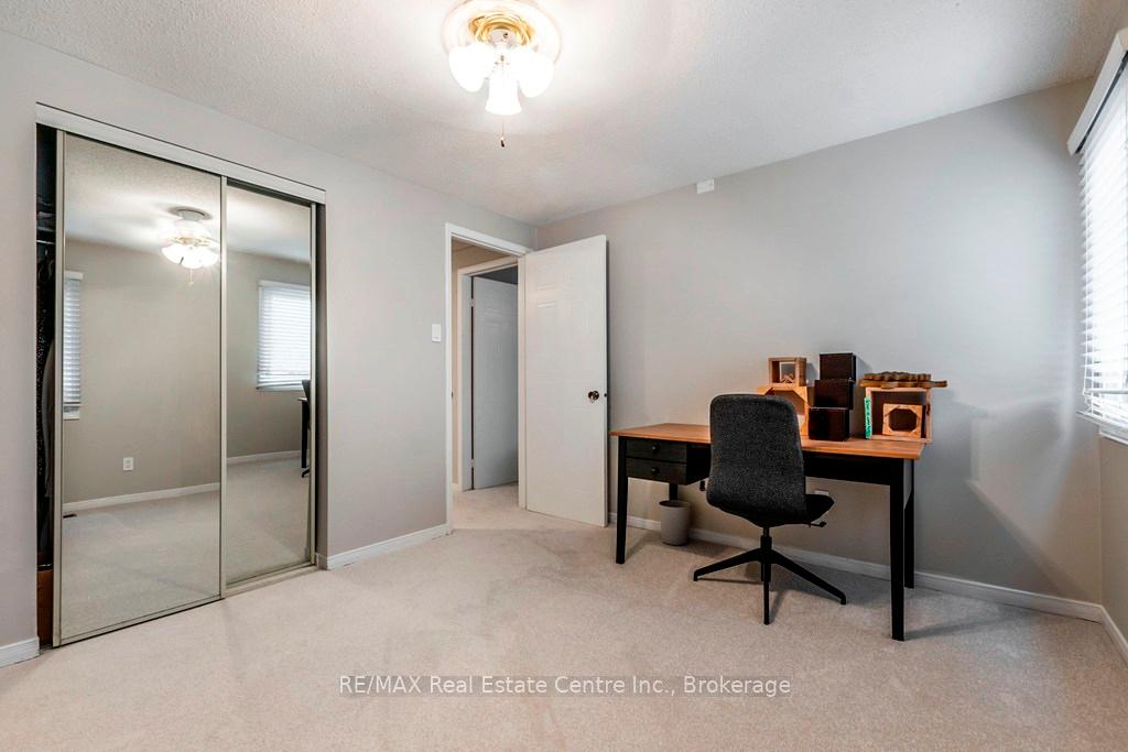 Photo 9 of 2031 Headon Forest Drive, Burlington, Headon — HOMEH