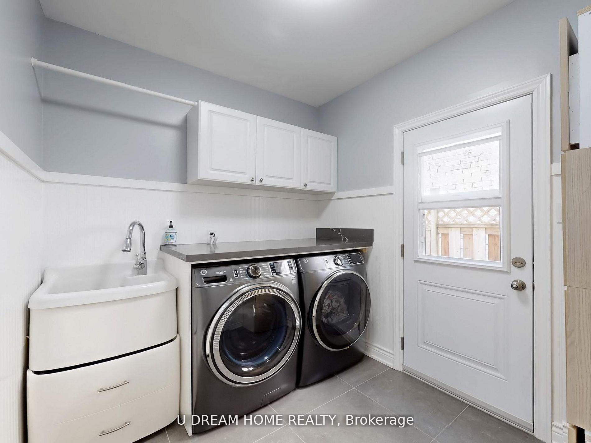 Photo 19 of 84 Autumn Way, Aurora, Aurora Heights — HOMEH