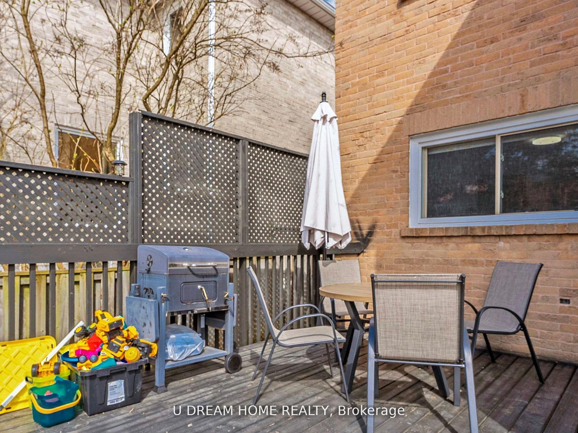 Photo 34 of 84 Autumn Way, Aurora, Aurora Heights — HOMEH