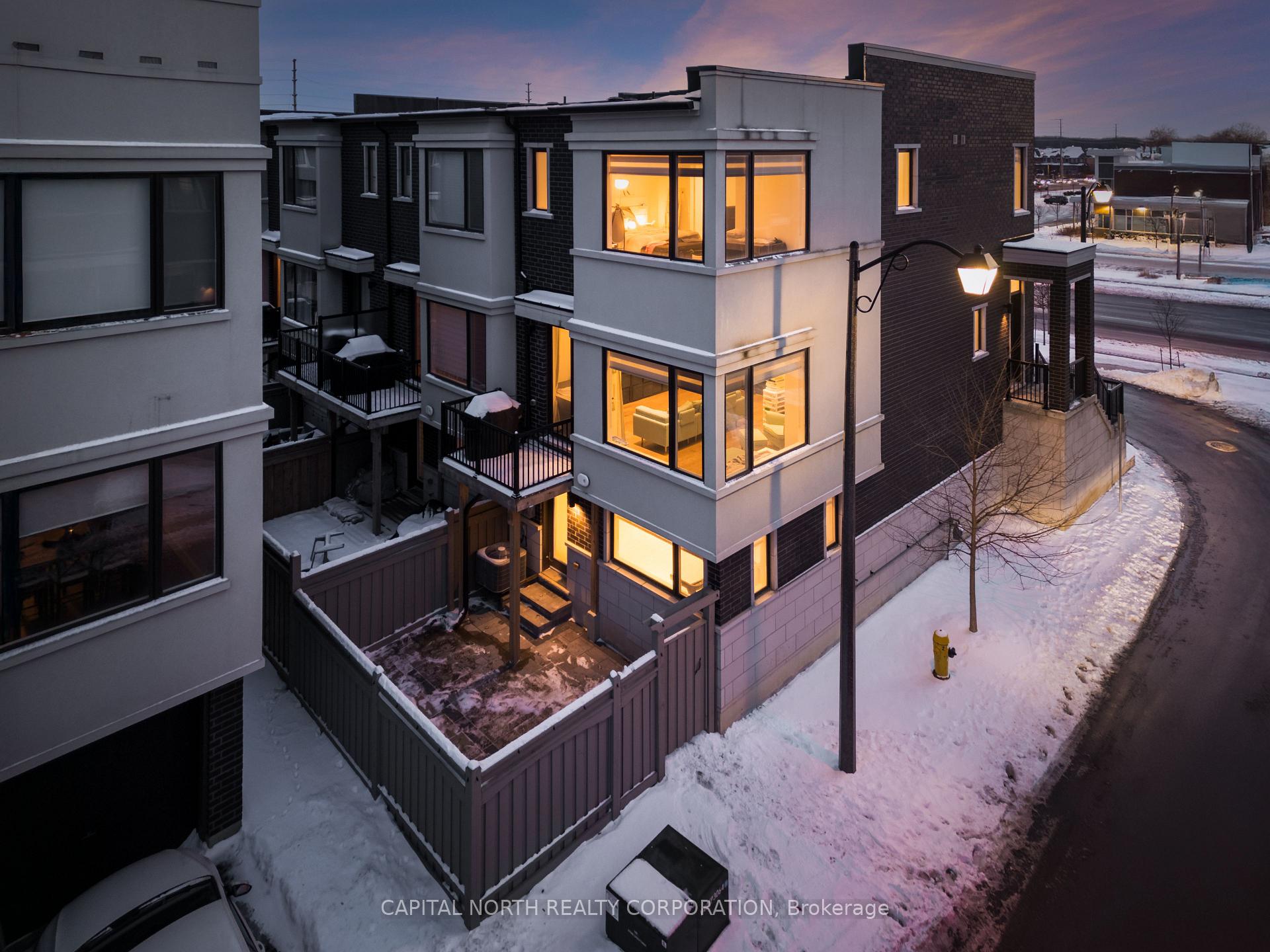 Photo 3 of 163 Sydney Circle, Vaughan, Vellore Village — HOMEH