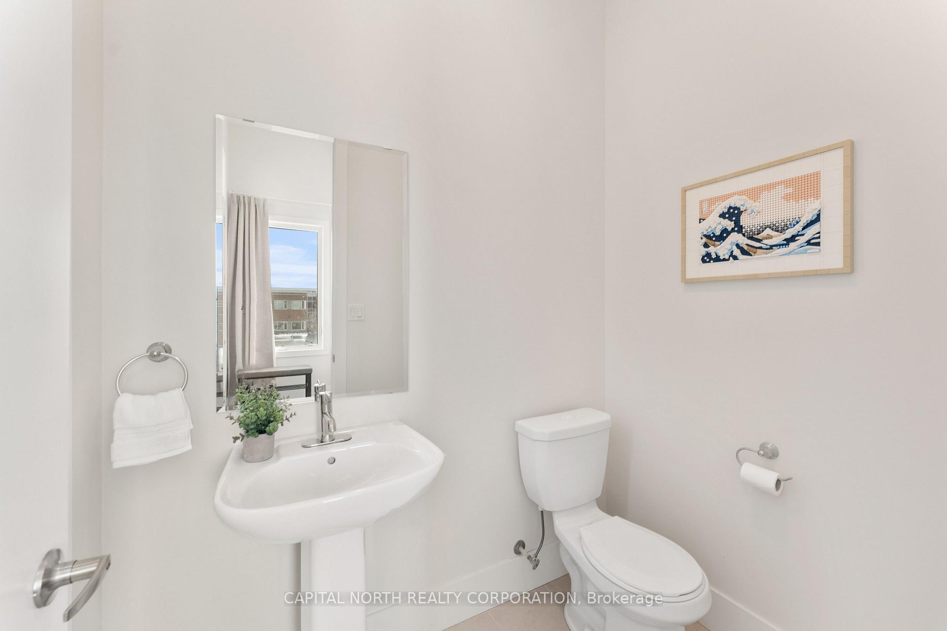 Photo 6 of 163 Sydney Circle, Vaughan, Vellore Village — HOMEH