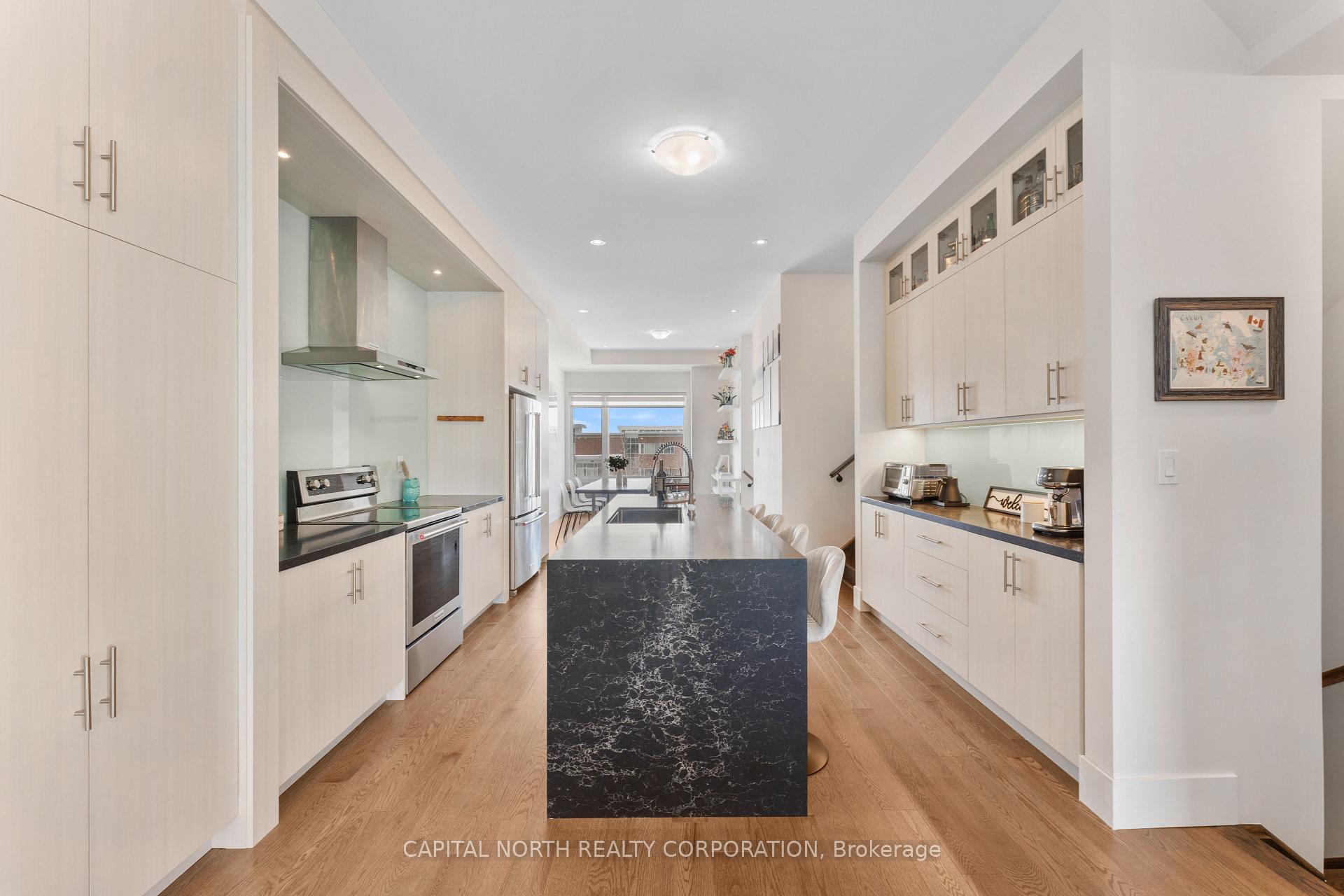 Photo 12 of 163 Sydney Circle, Vaughan, Vellore Village — HOMEH