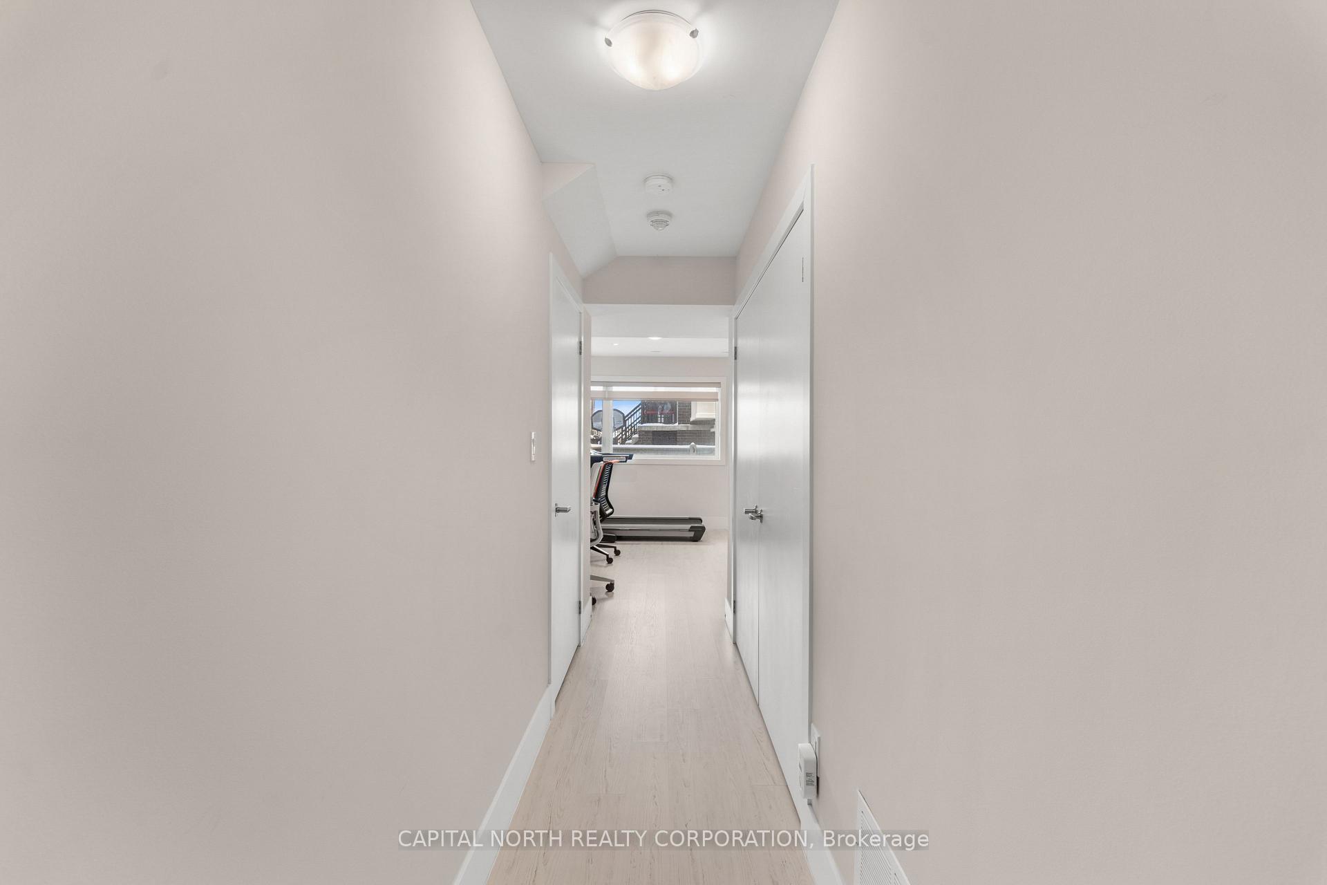 Photo 33 of 163 Sydney Circle, Vaughan, Vellore Village — HOMEH