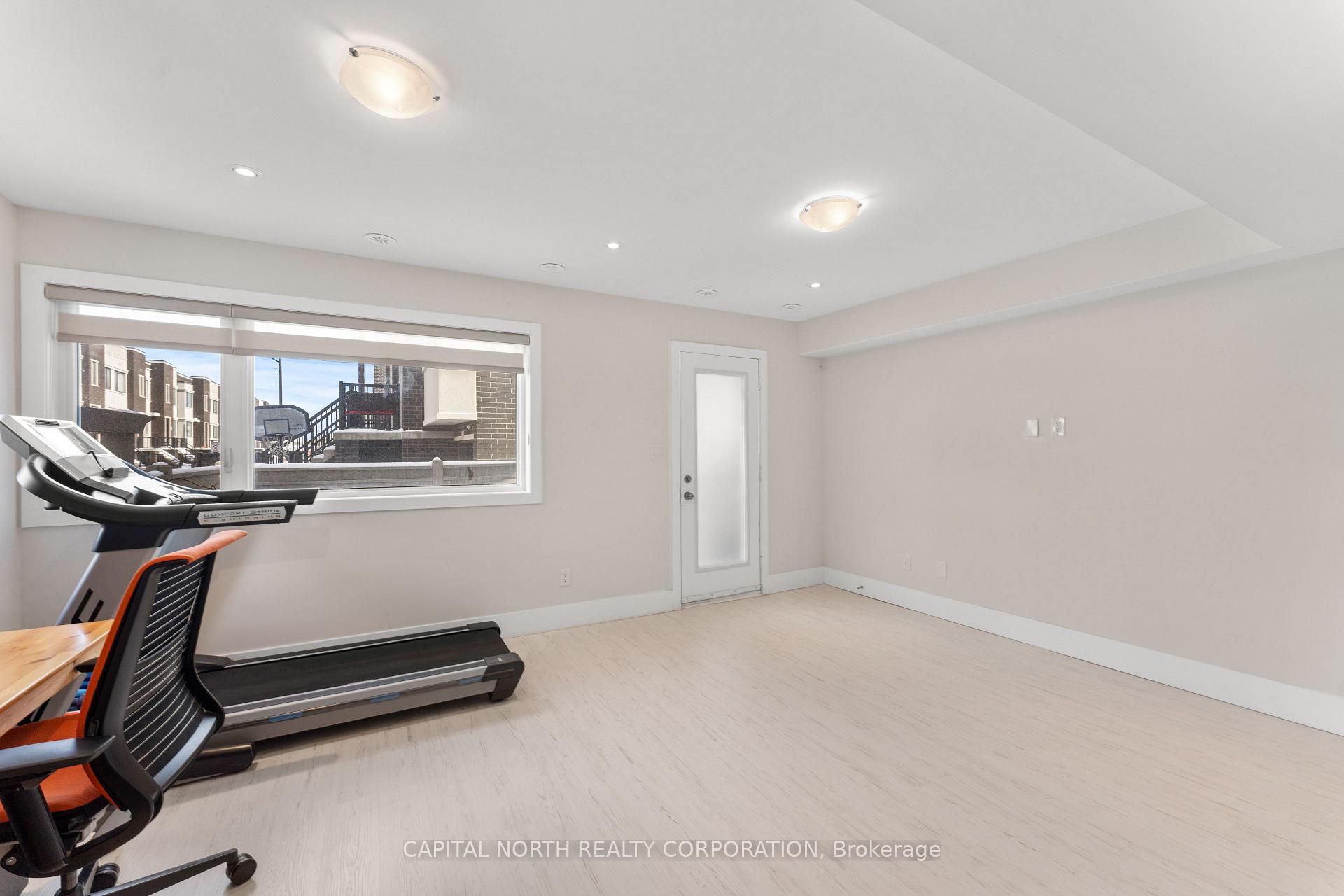 Photo 34 of 163 Sydney Circle, Vaughan, Vellore Village — HOMEH
