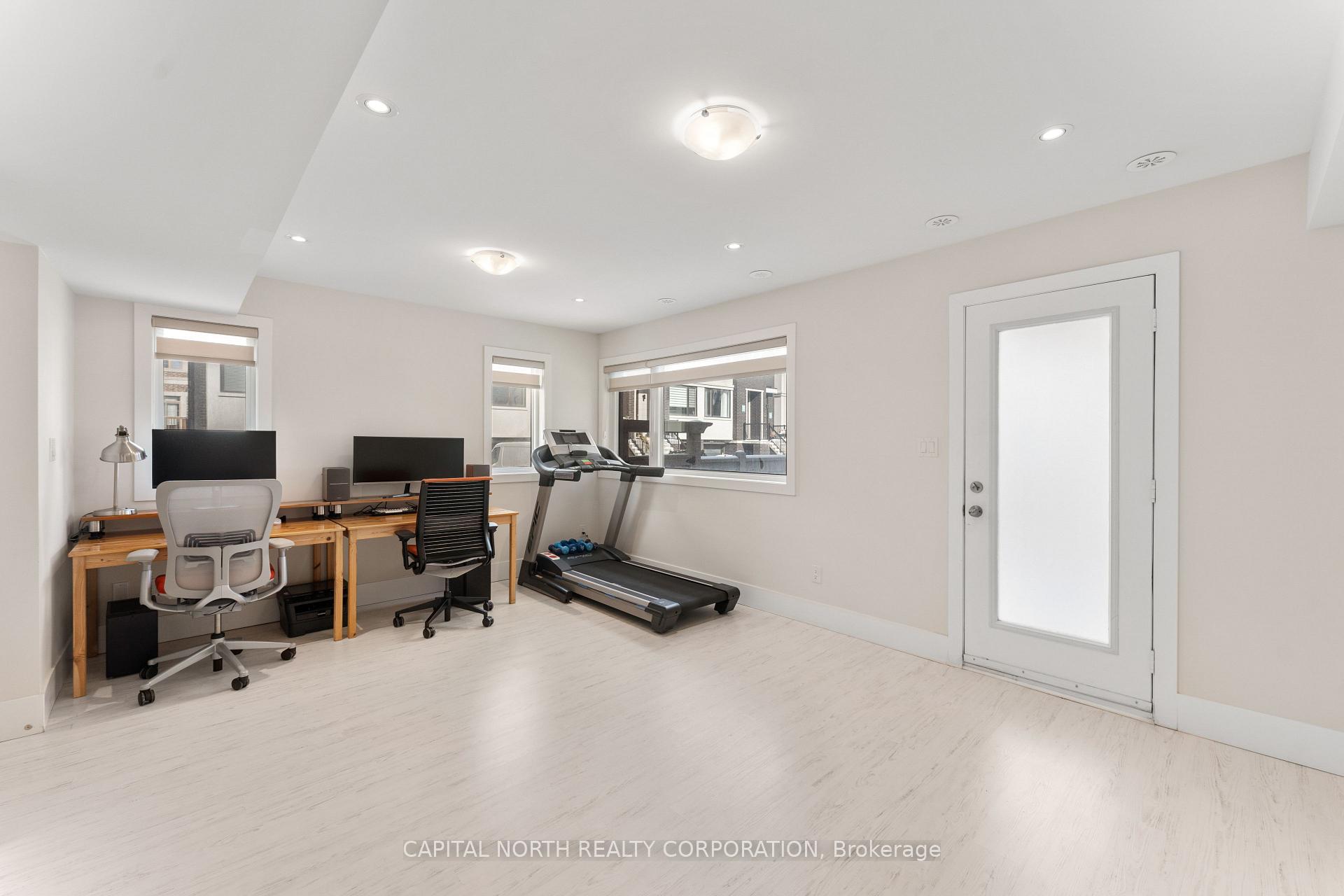 Photo 35 of 163 Sydney Circle, Vaughan, Vellore Village — HOMEH