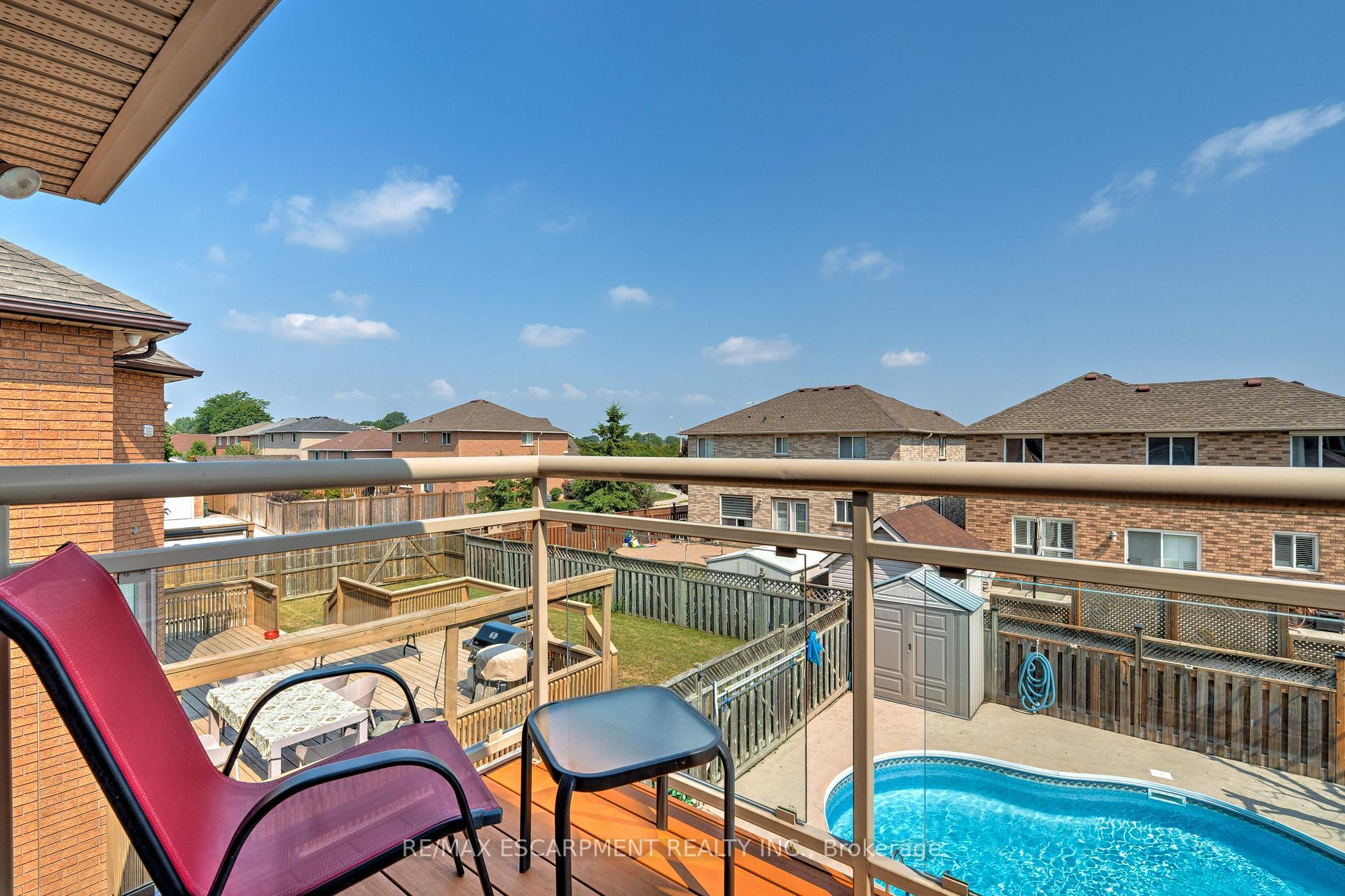 Photo 18 of 6 Embassy Drive, Hamilton, Lisgar — HOMEH