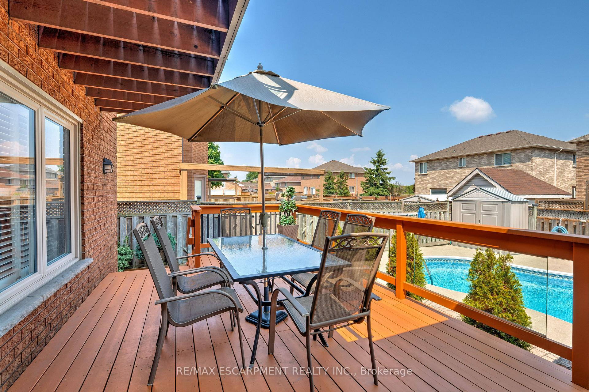 Photo 31 of 6 Embassy Drive, Hamilton, Lisgar — HOMEH