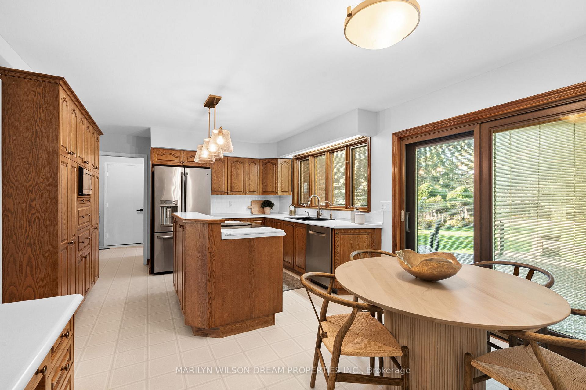 Photo 19 of 4 Newland Drive, Ottawa, Barrhaven - Hearts Desire — HOMEH