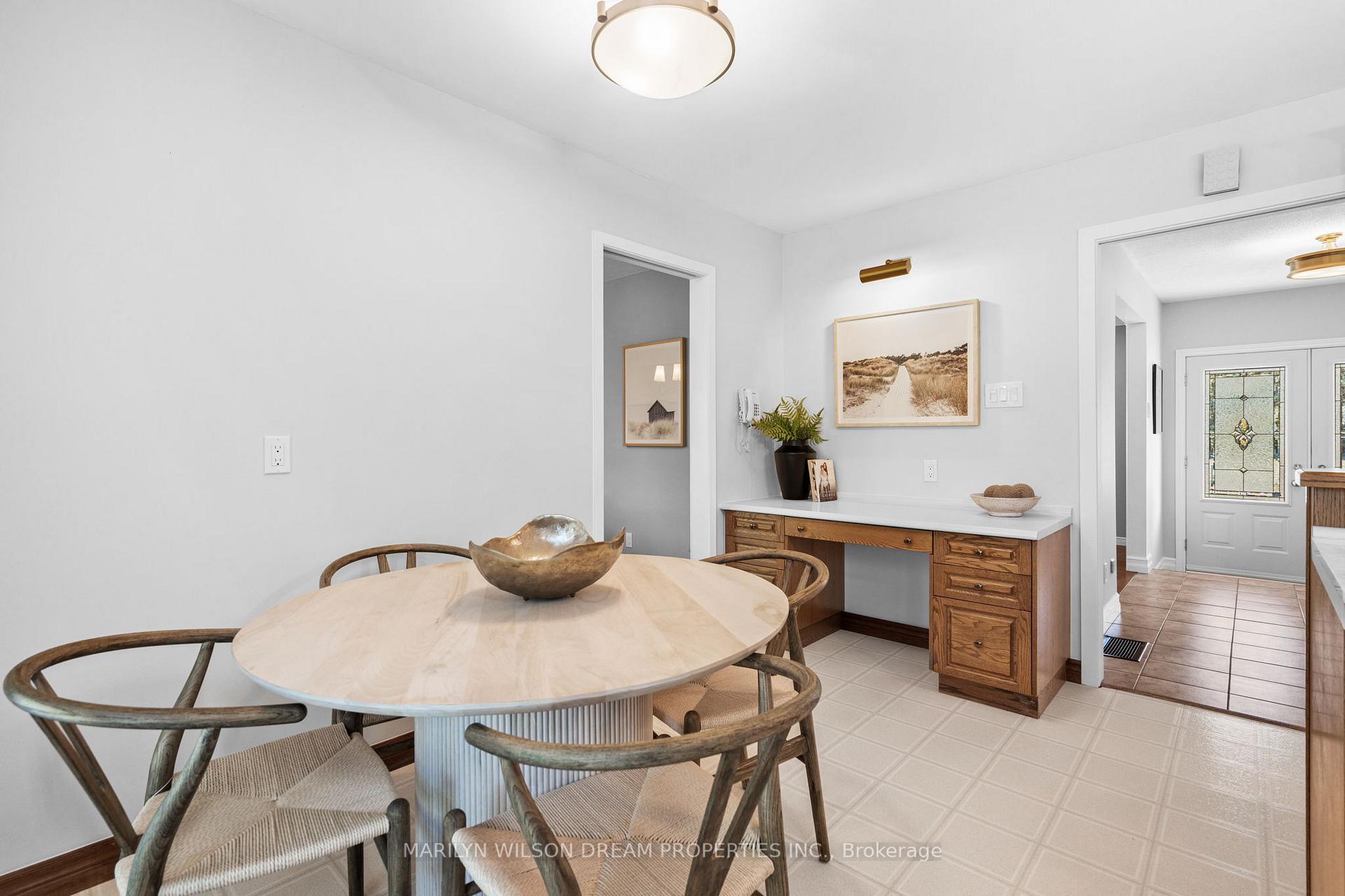 Photo 24 of 4 Newland Drive, Ottawa, Barrhaven - Hearts Desire — HOMEH