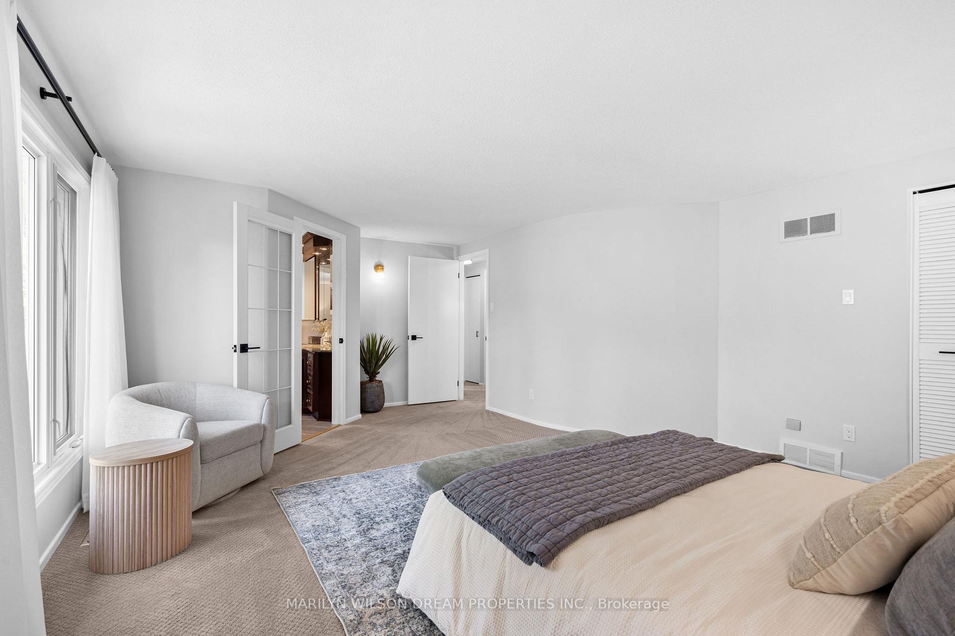 Photo 31 of 4 Newland Drive, Ottawa, Barrhaven - Hearts Desire — HOMEH