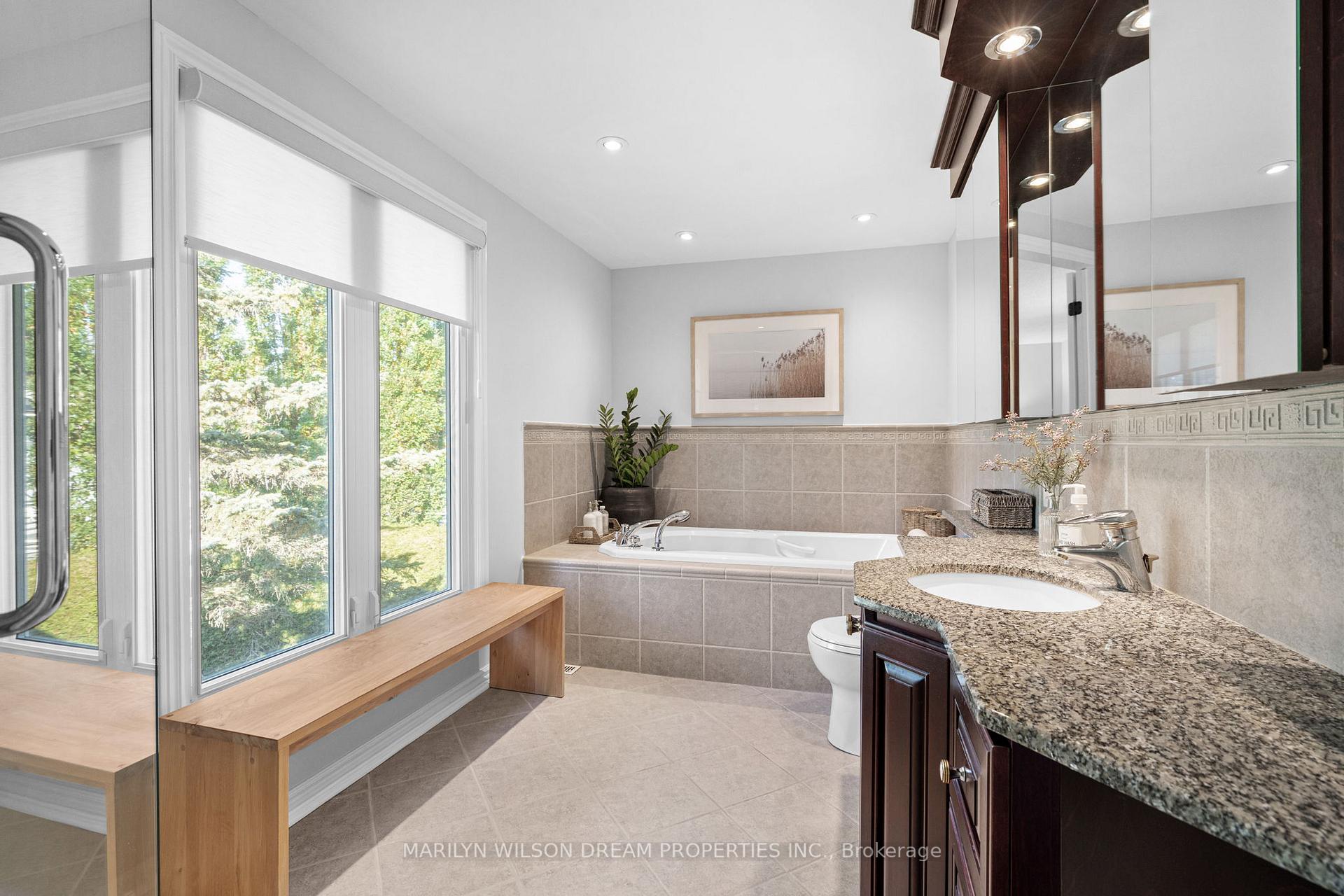 Photo 33 of 4 Newland Drive, Ottawa, Barrhaven - Hearts Desire — HOMEH