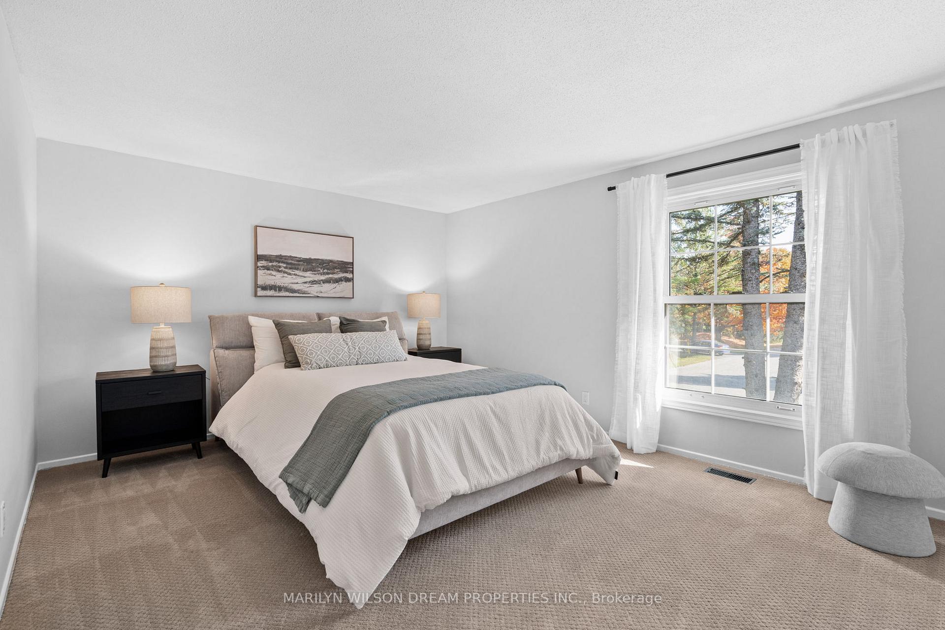 Photo 35 of 4 Newland Drive, Ottawa, Barrhaven - Hearts Desire — HOMEH