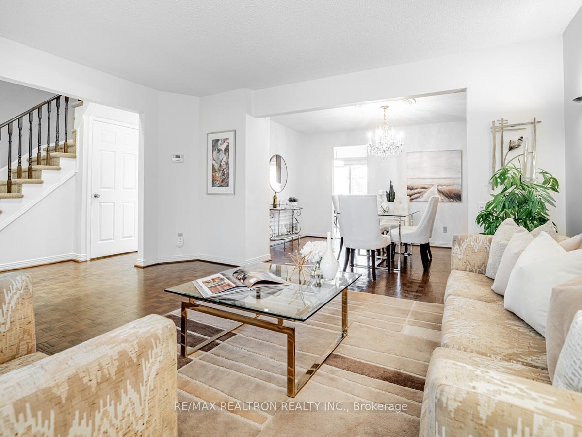 Photo 9 of 78 Heatherton Way, Vaughan, Crestwood-Springfarm-Yorkhill — HOMEH