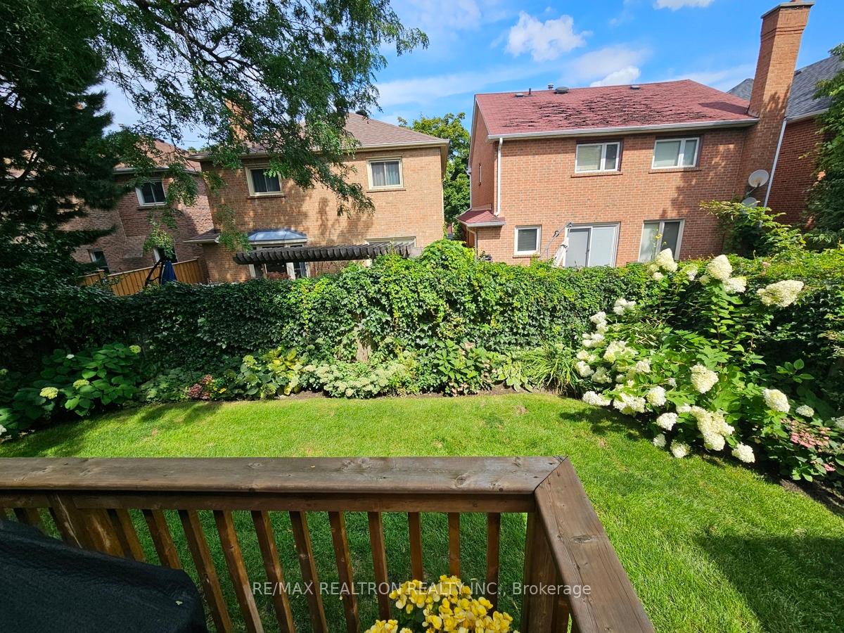 Photo 38 of 78 Heatherton Way, Vaughan, Crestwood-Springfarm-Yorkhill — HOMEH