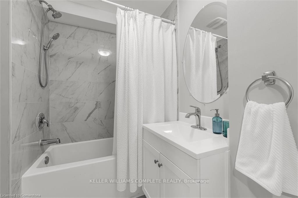 Photo 23 of 52 East 24th Street, Hamilton, Eastmount — HOMEH
