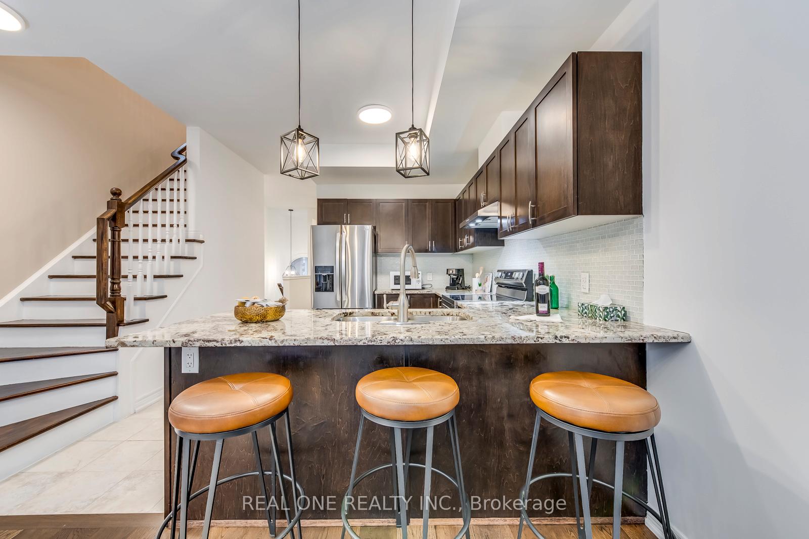 Photo 9 of 4152 Galileo Common, Burlington, Shoreacres — HOMEH
