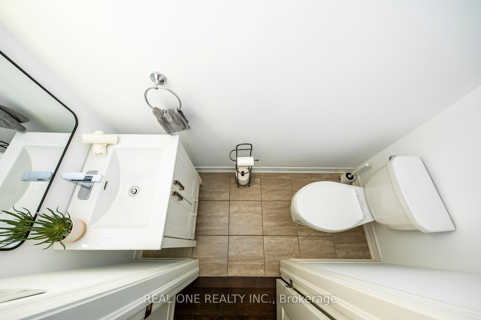 Photo 18 of 4152 Galileo Common, Burlington, Shoreacres — HOMEH