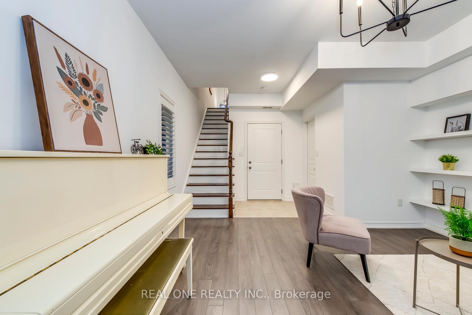 Photo 35 of 4152 Galileo Common, Burlington, Shoreacres — HOMEH
