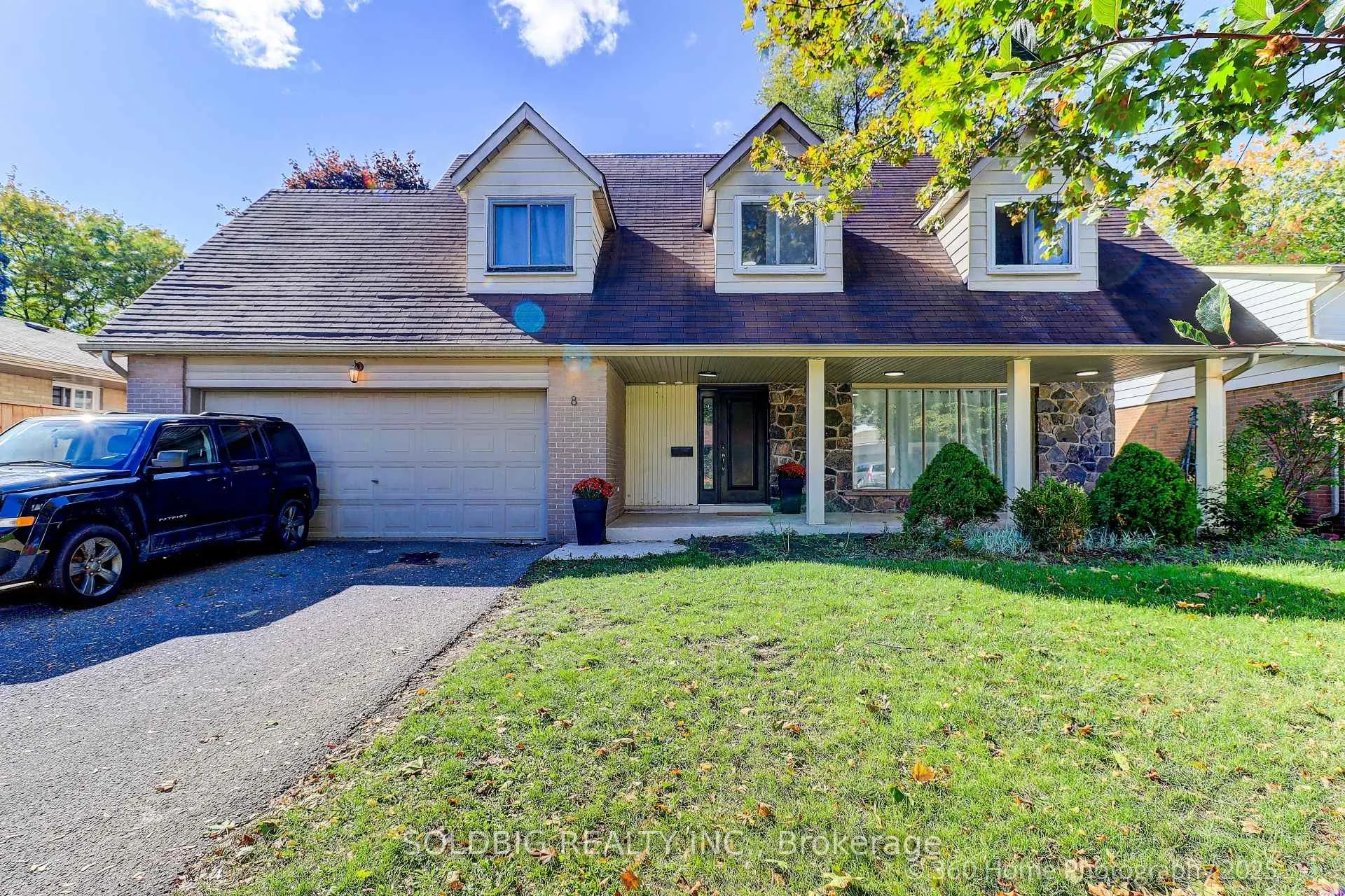 Photo 1 of 8 Haslemere Avenue, Brampton, Brampton East — HOMEH